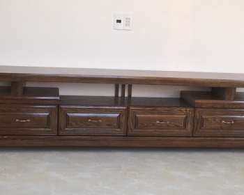 KỆ TI VI GỖ SỒI NGA SƠN MÀU ÓC CHÓ KTV652