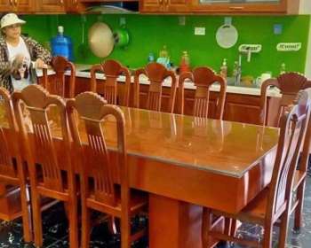 Bàn giao bộ bàn ăn 10 ghế cho chị Nga ở Kiên Giang BA004